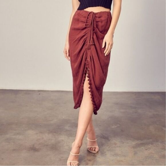 ‎Drawstring Tassel Skirt - Picture 1 of 9